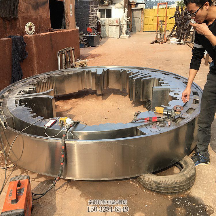 白钢圆圈雕塑优选,陆地摆件,不锈钢圆圈雕塑制作承接 白钢圆圈雕塑优选,陆地摆件,不锈钢圆圈雕塑制作承接